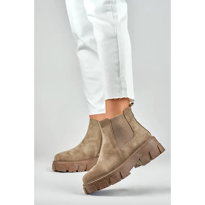 Bruine dameslaarzen met dikke zool beige
